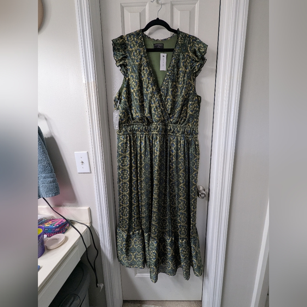 NWT Lane Bryant Lurex Shimmer Surplice Neck Maxi Dress size 20